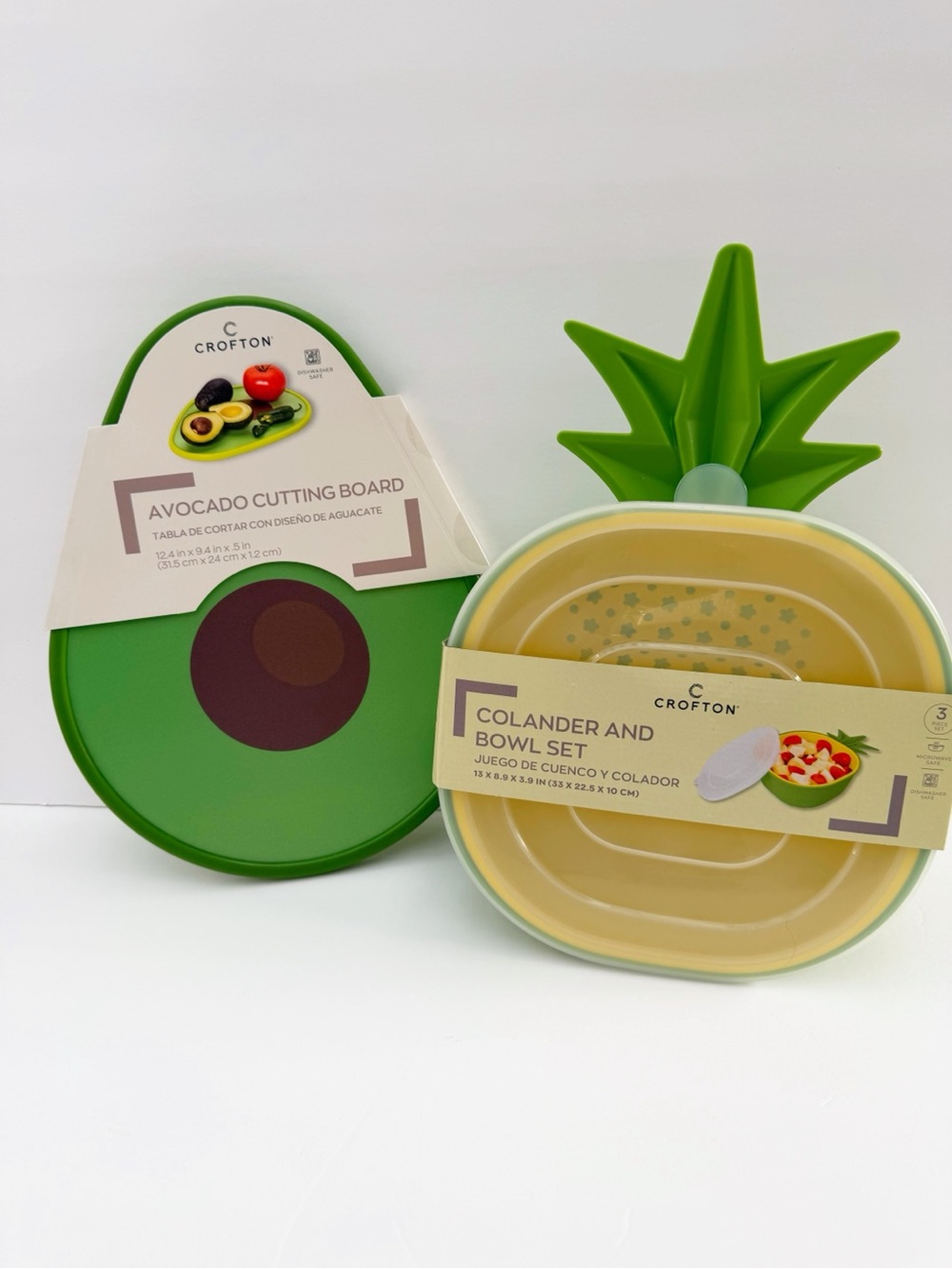 Crofton Pineapple Colander & Avocado Cutting Board Set